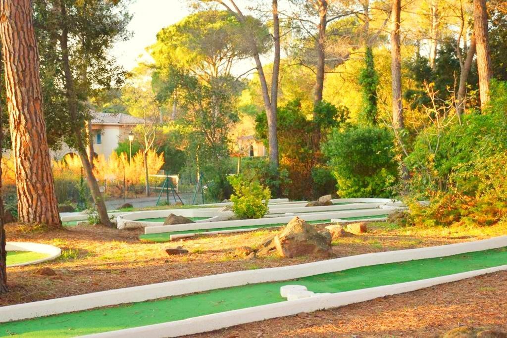 Residence Golfs De Valescure 2 Saint-Raphaël Exterior foto